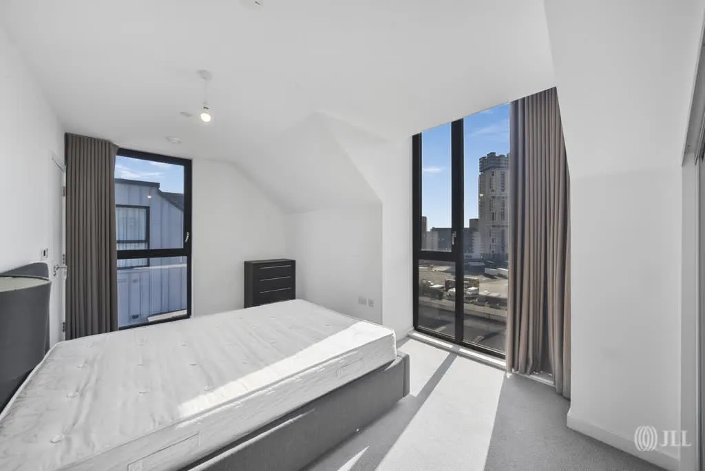 Forrester Way, London, E15, photo 6