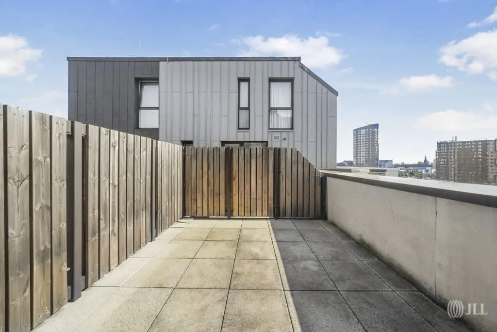Forrester Way, London, E15, photo 2