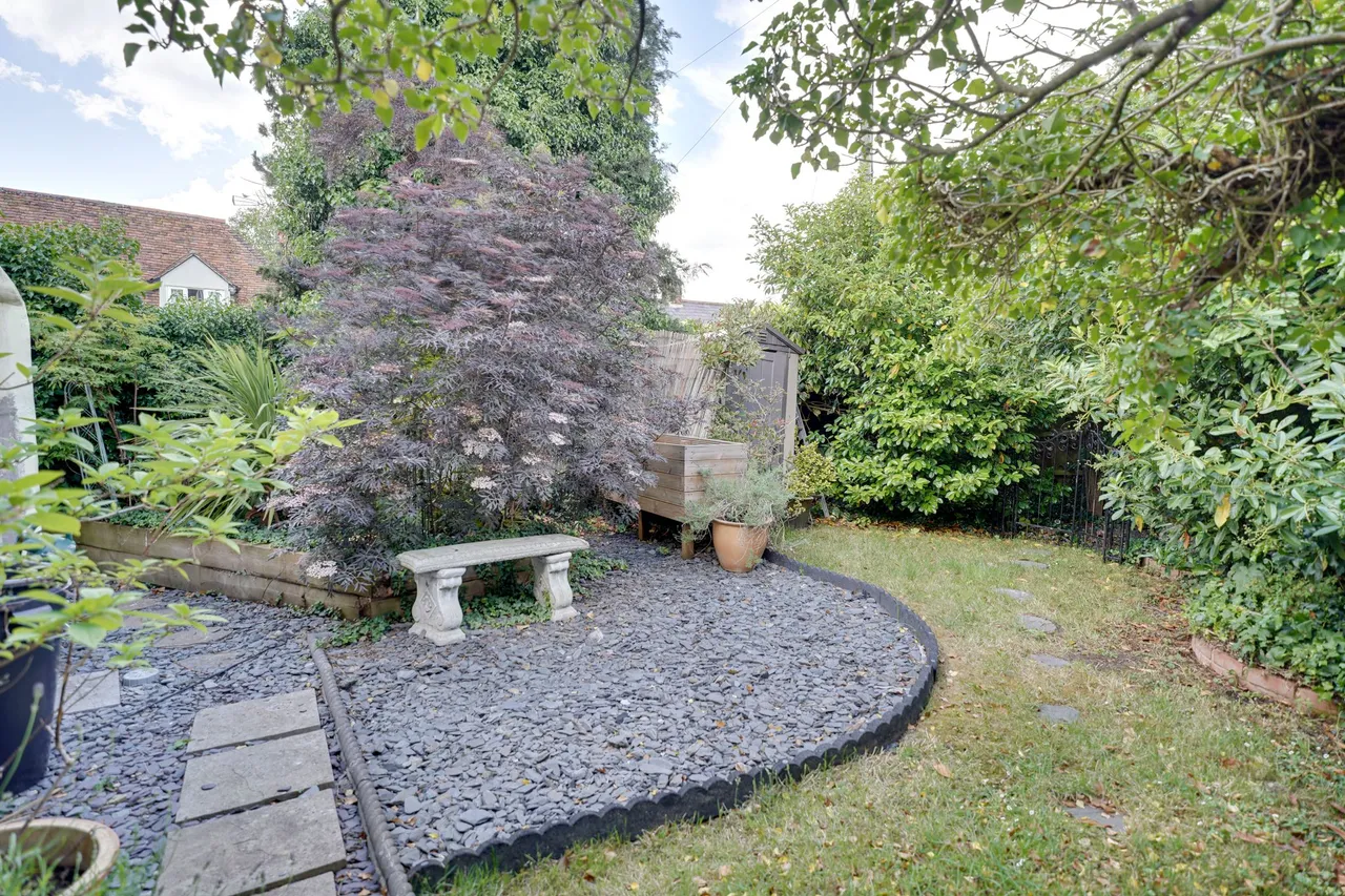 The Street, High Roding, CM6, photo 12