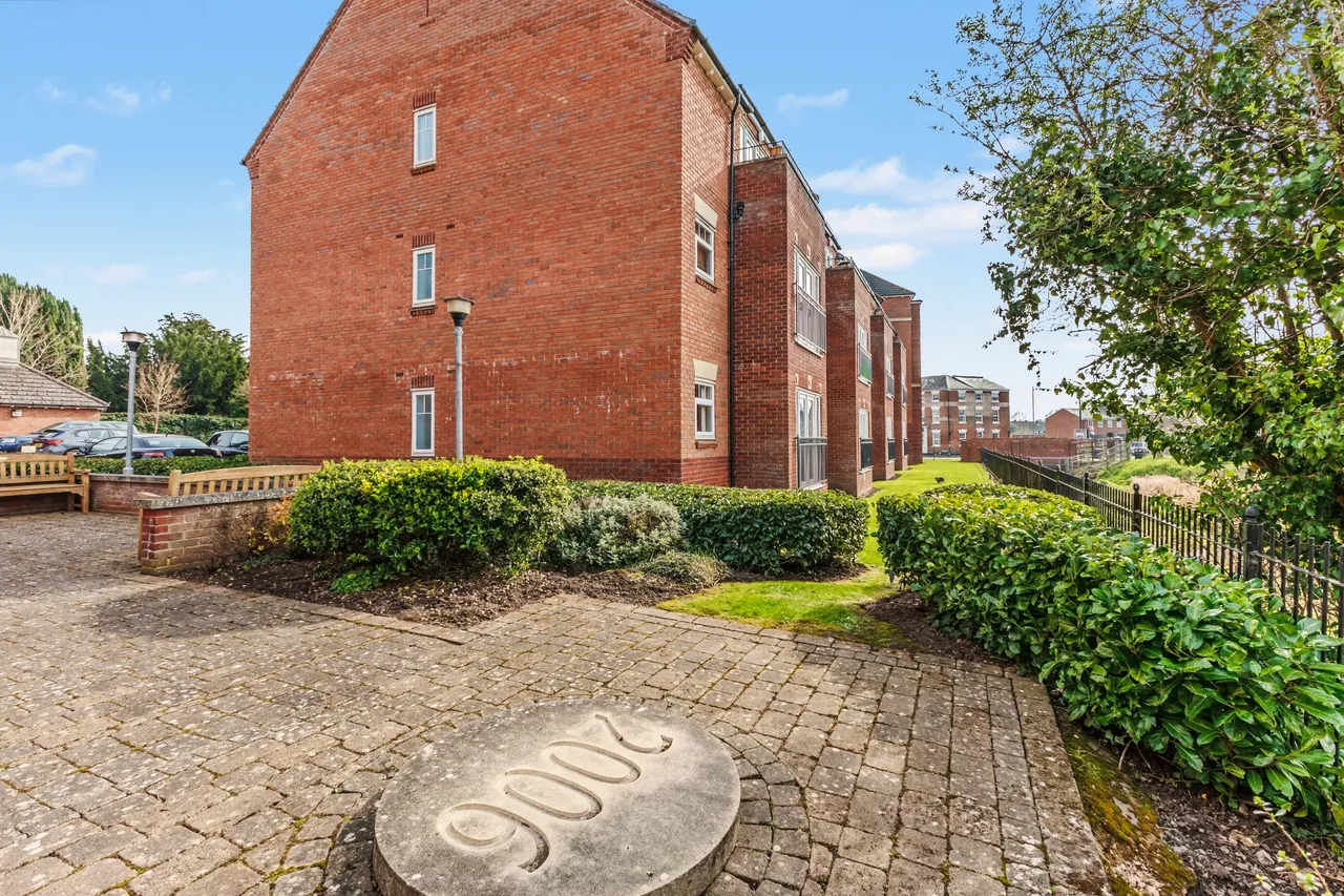 Bread And Meat Close, Warwick, CV34, photo 13