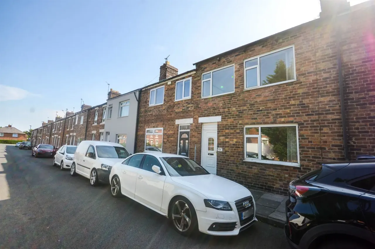 2 bed house for sale, Mary Agnes Street, Coxlodge, NE3