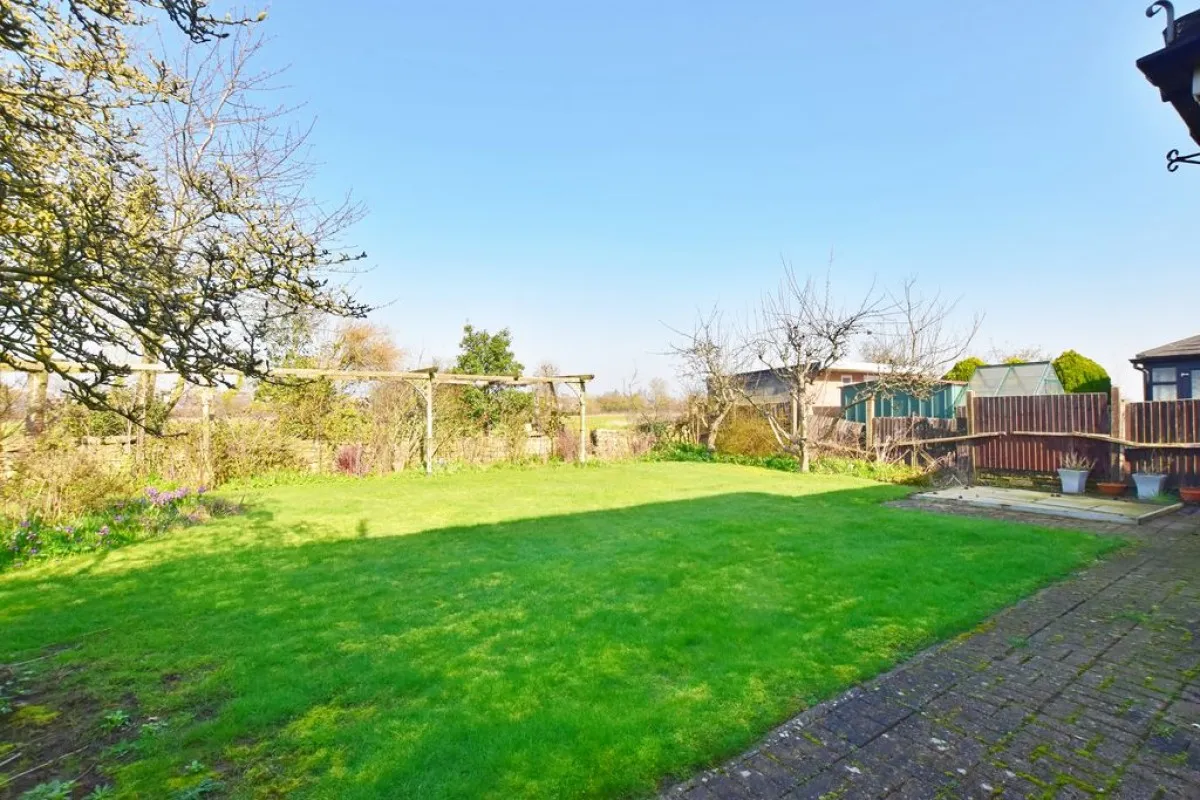 Rudgard Avenue, Cherry Willingham, photo 3