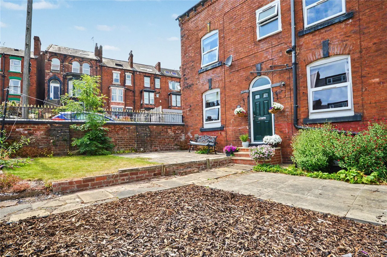 Barton Mount, Leeds, LS11, photo 11