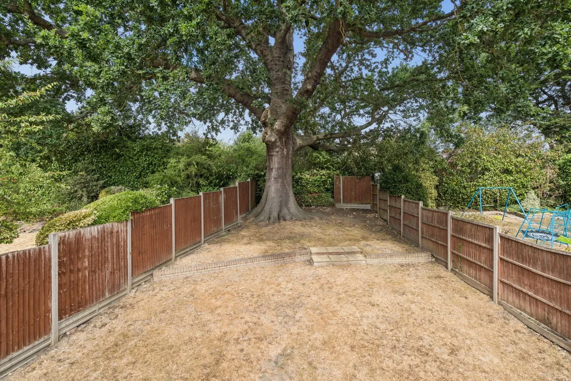 Murray Crescent, Pinner, HA5, photo 11