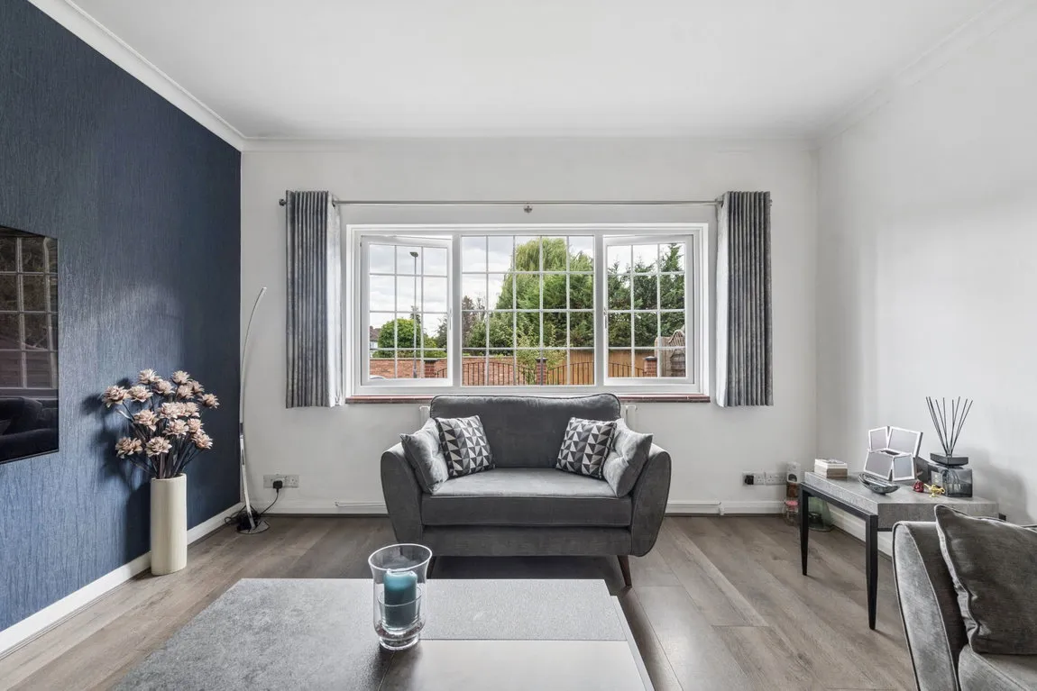 Murray Crescent, Pinner, HA5, photo 2