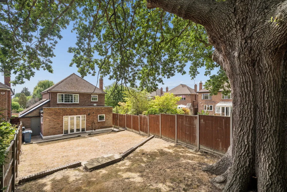 Murray Crescent, Pinner, HA5, photo 12
