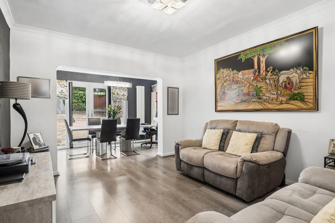 Murray Crescent, Pinner, HA5, photo 3