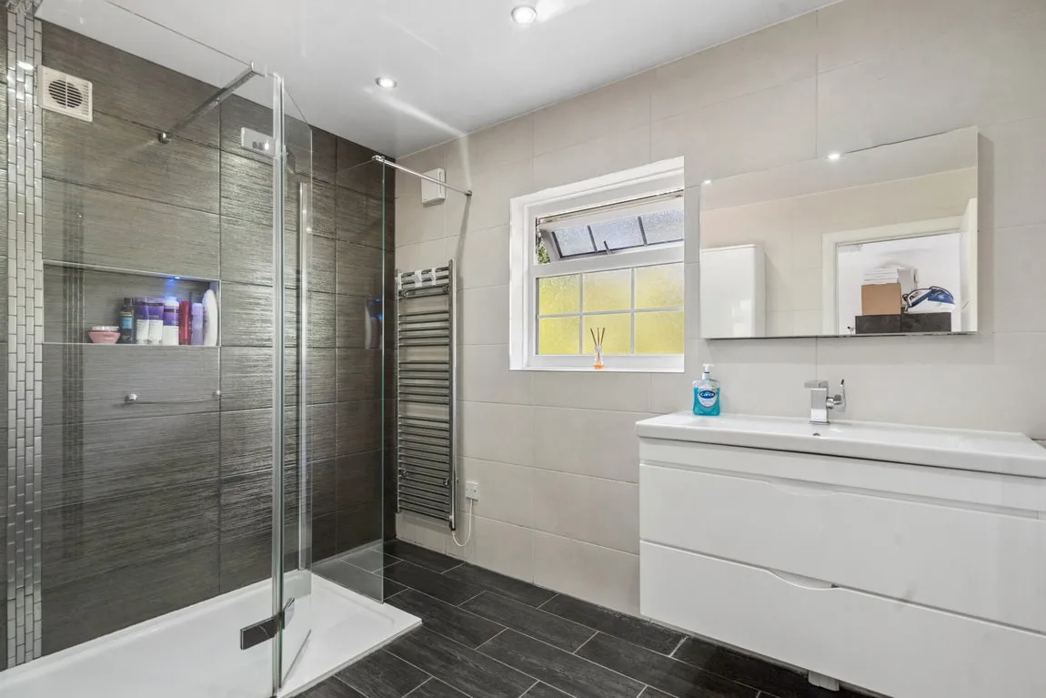 Murray Crescent, Pinner, HA5, photo 10