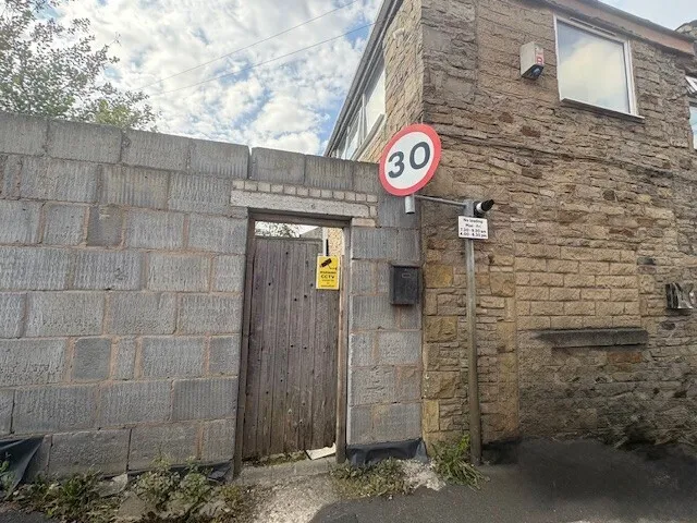 Halliwell Road, BL1, photo 6