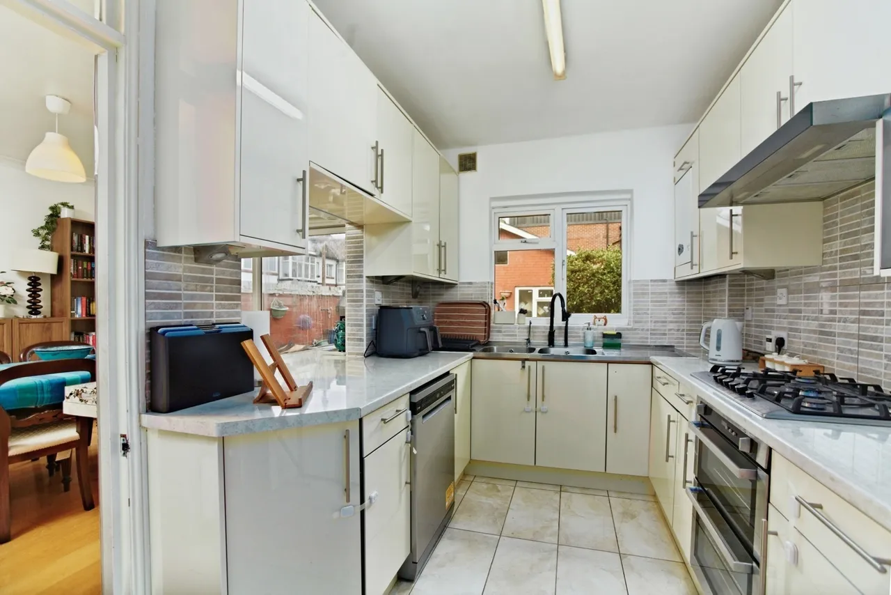 Roche Road, London, SW16, photo 8
