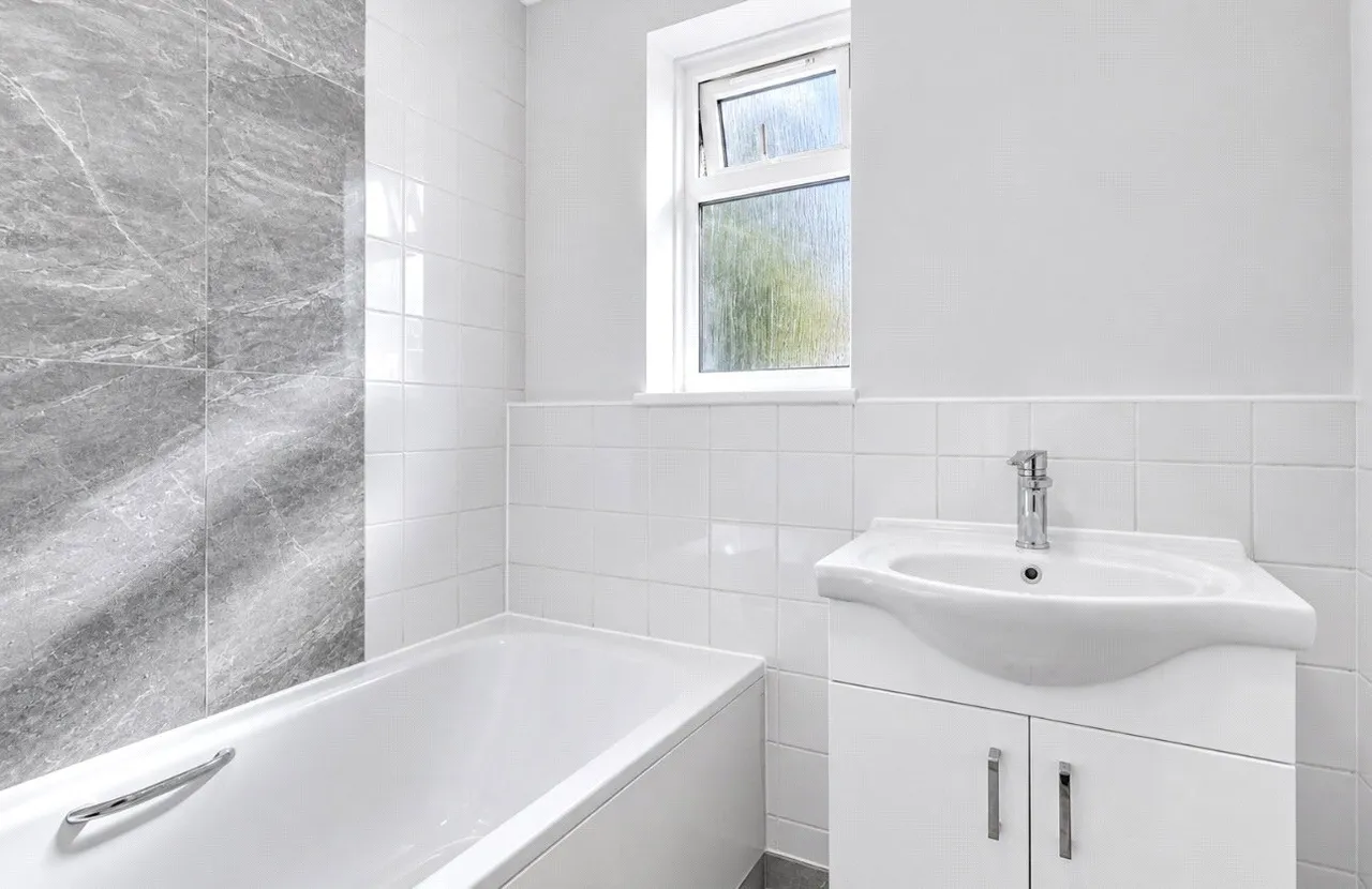 Moss Drive, Basildon, SS16, photo 8