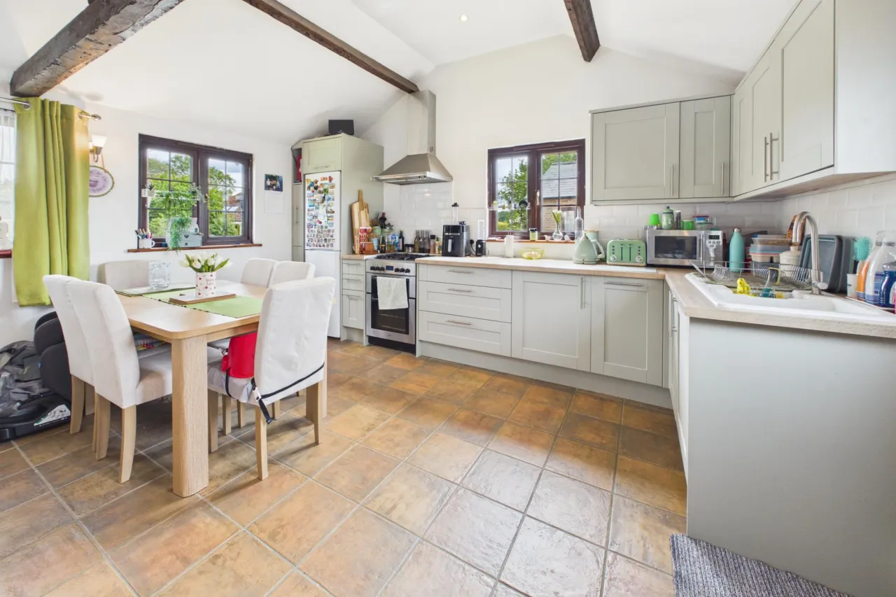 Water Lane, Bovingdon, HP3, photo 3