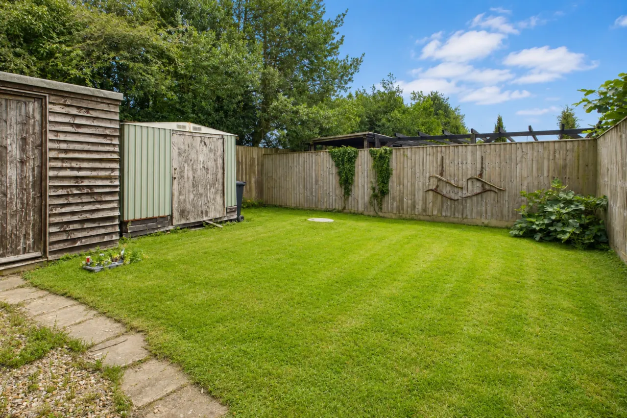 Water Lane, Bovingdon, HP3, photo 31