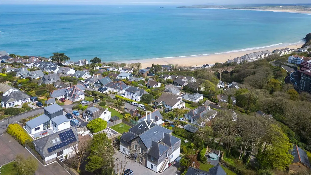 1 bed flat for sale, St. Ives Road, Carbis Bay, TR26