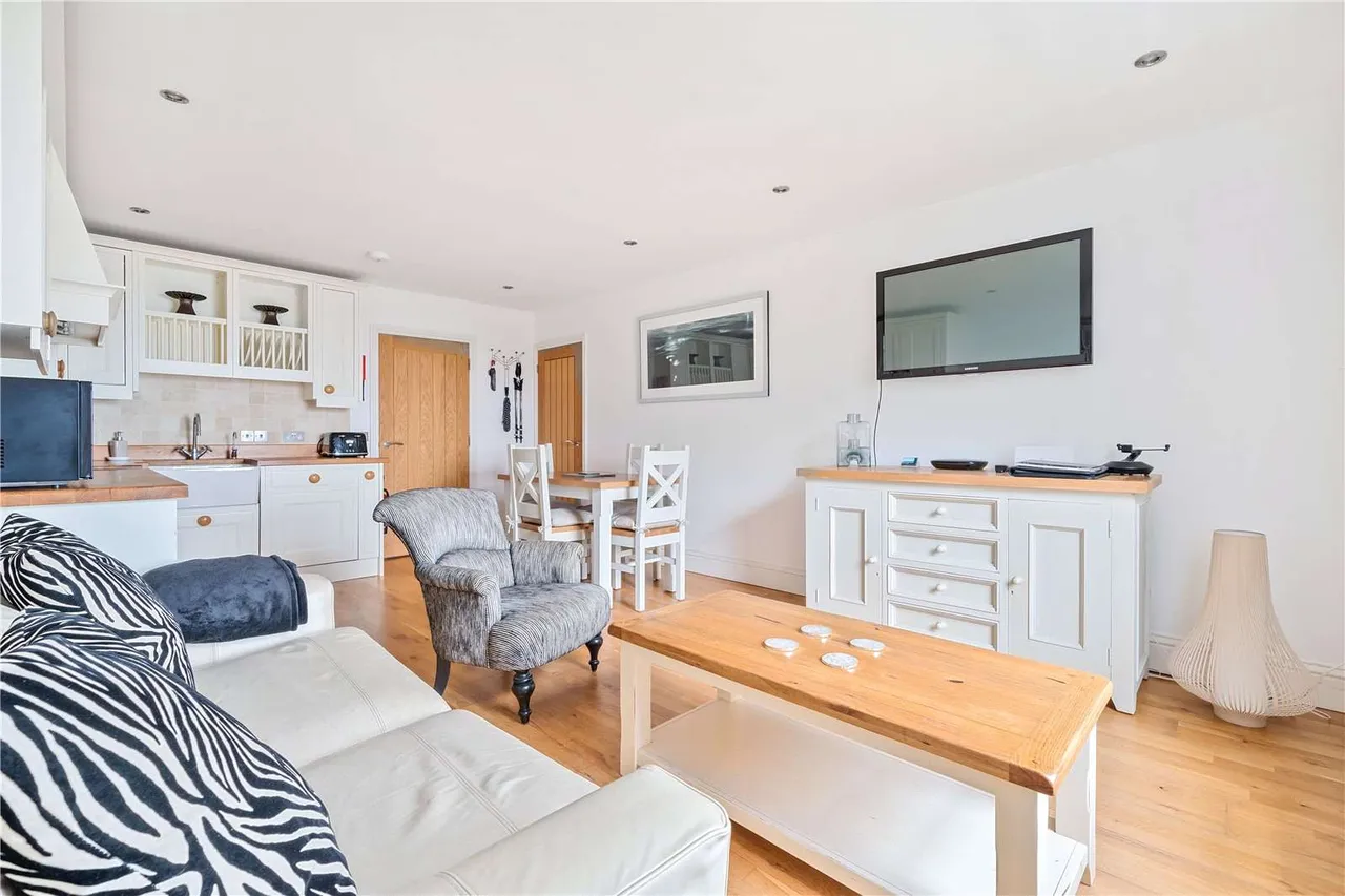 St. Ives Road, Carbis Bay, TR26, photo 10