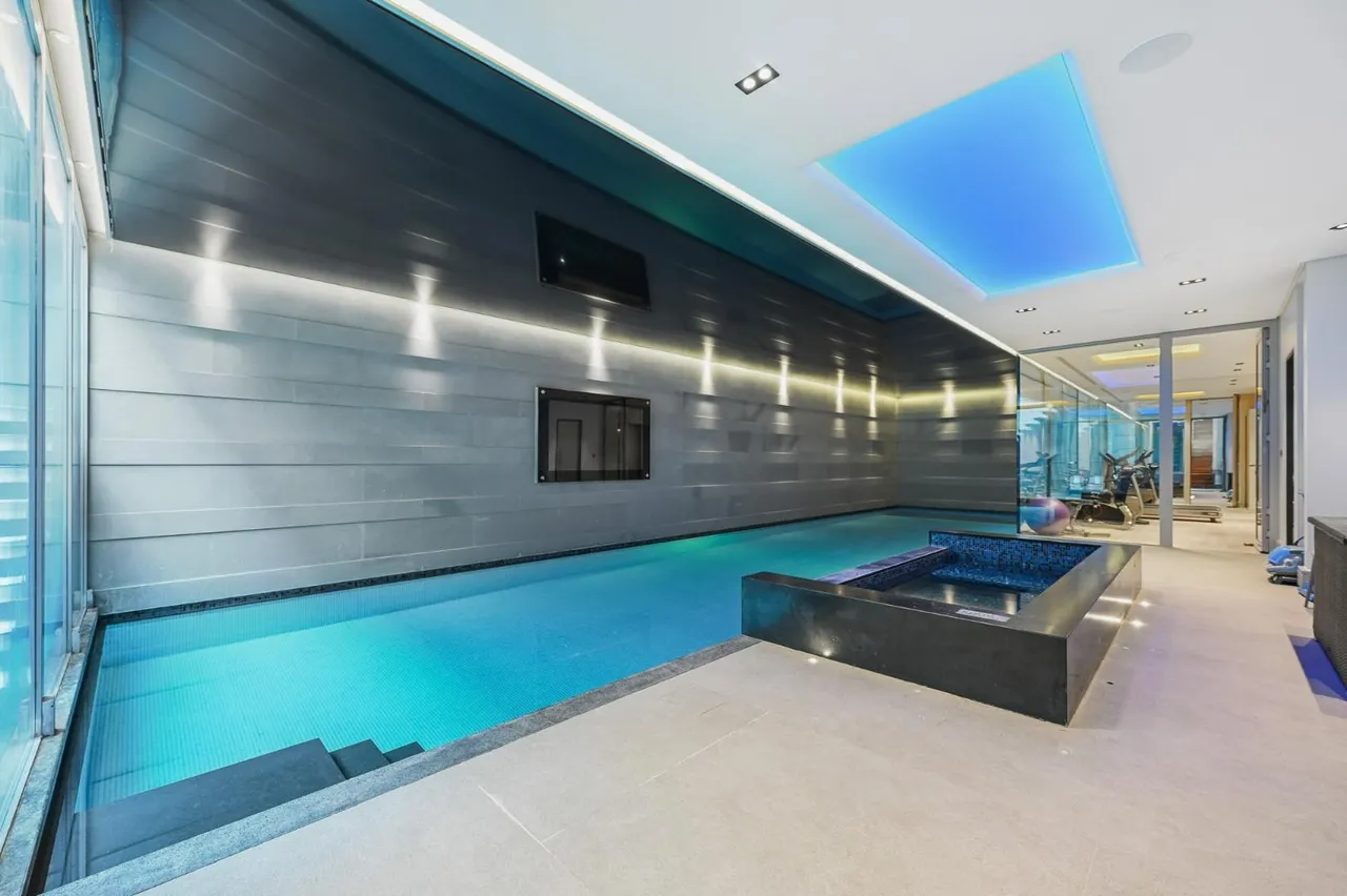 6 bed house to rent, The Bishops Avenue, London