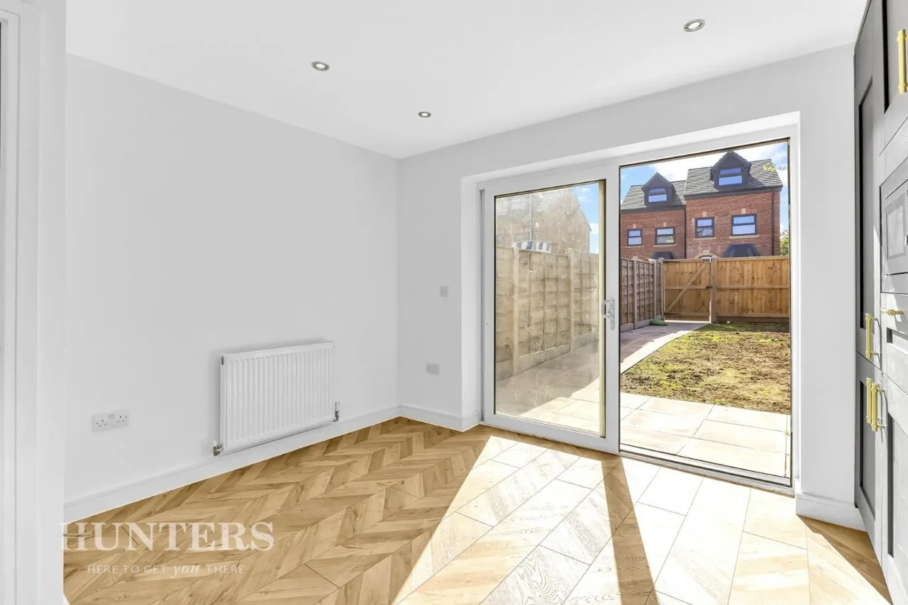 Henry Kelly VC Close, Newton Heath, M40, photo 10
