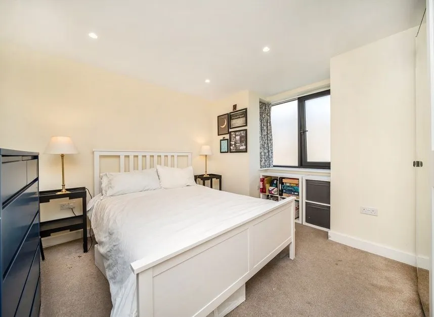 Sylvester Road, Hackney Central, E8, photo 8