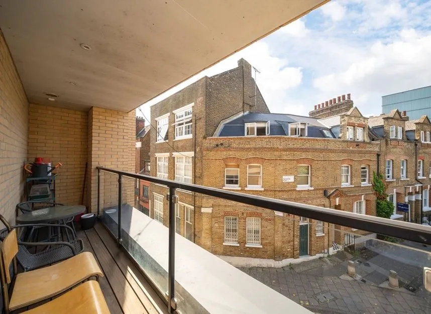 Sylvester Road, Hackney Central, E8, photo 3