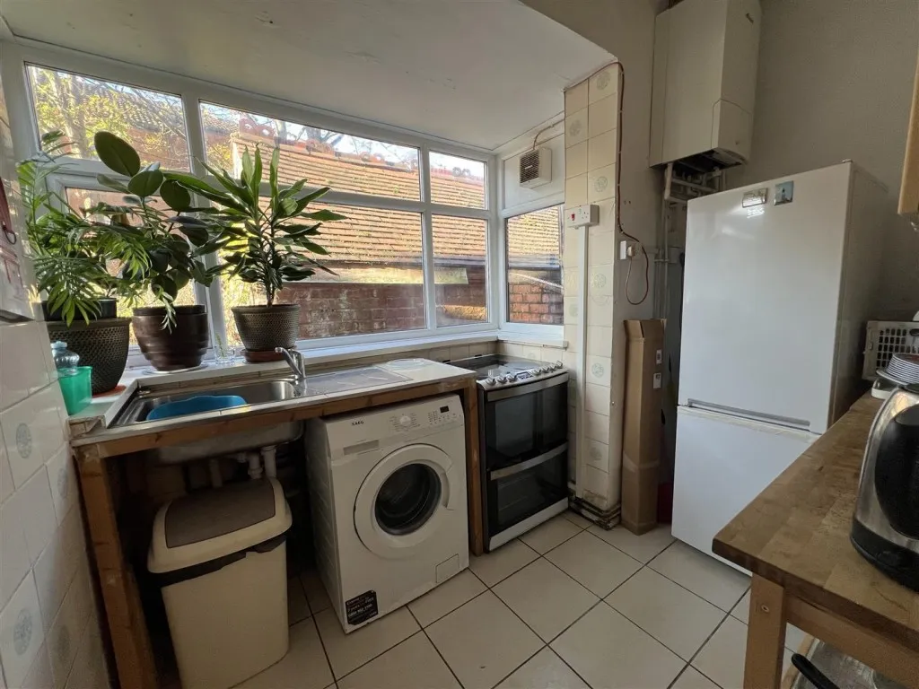 Slade Lane, Manchester, M19, photo 15