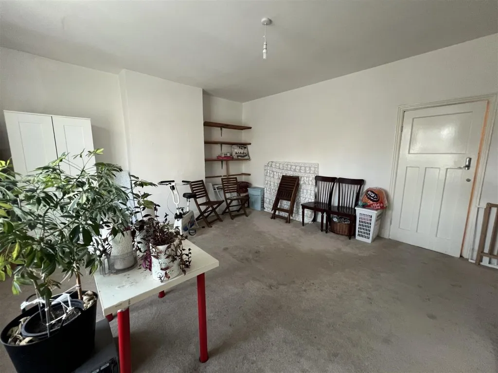 Slade Lane, Manchester, M19, photo 21