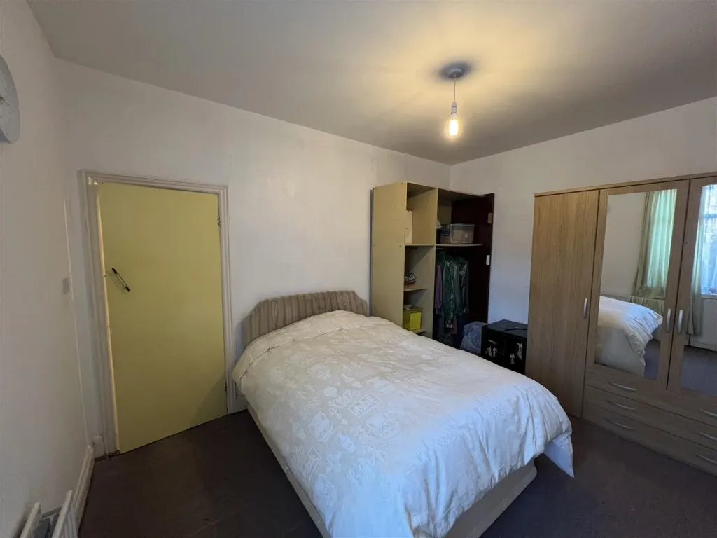 Slade Lane, Manchester, M19, photo 26
