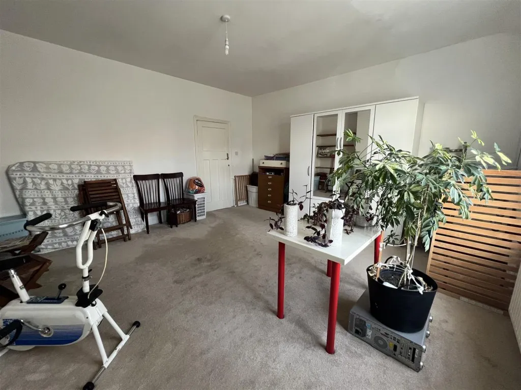 Slade Lane, Manchester, M19, photo 20