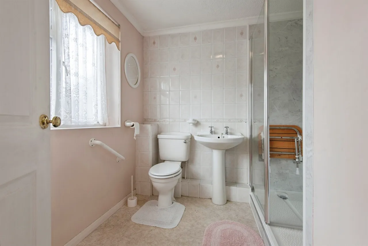 Shirley Close, Stevenage, SG2, photo 16