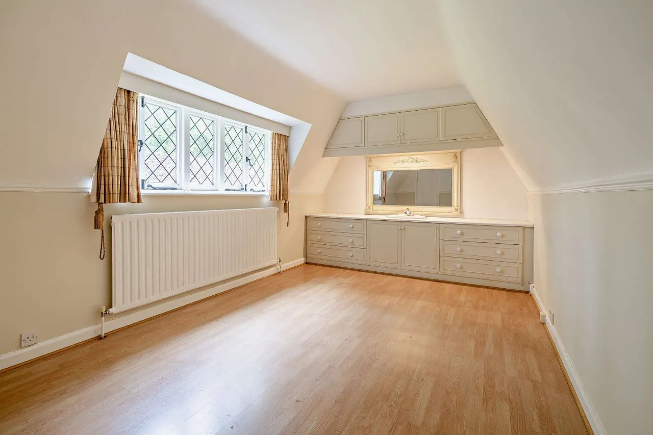 Goose Rye Road, Worplesdon, Guildford, Surrey, GU3 3RH, photo 9