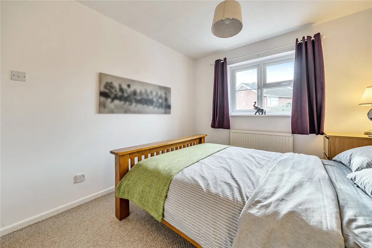 Dunbar Road, Frimley, Camberley, Surrey, GU16 9UZ, photo 11