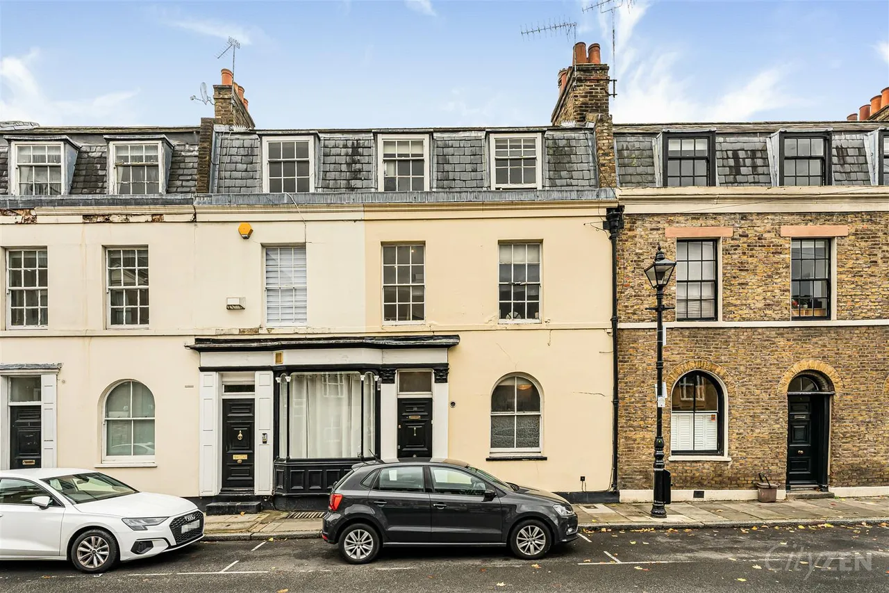 4 bed house for sale — Aberavon Road, Mile End, Bow, E3 5AR