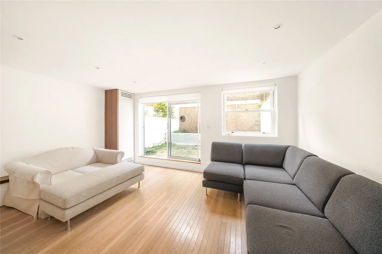 1 bed flat for sale — Chalcot Road, Primrose Hill, London, NW1