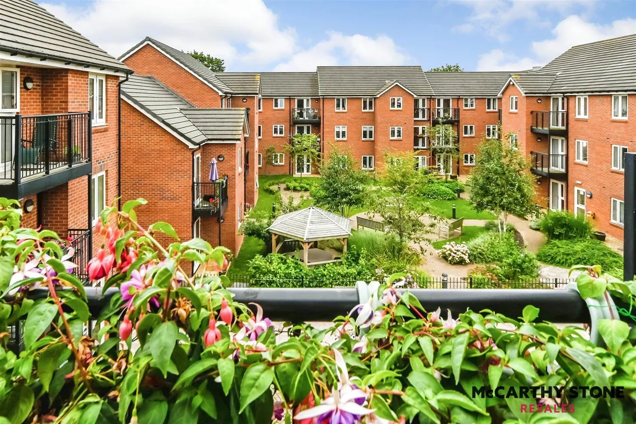 High View, Bedford, MK41, photo 12