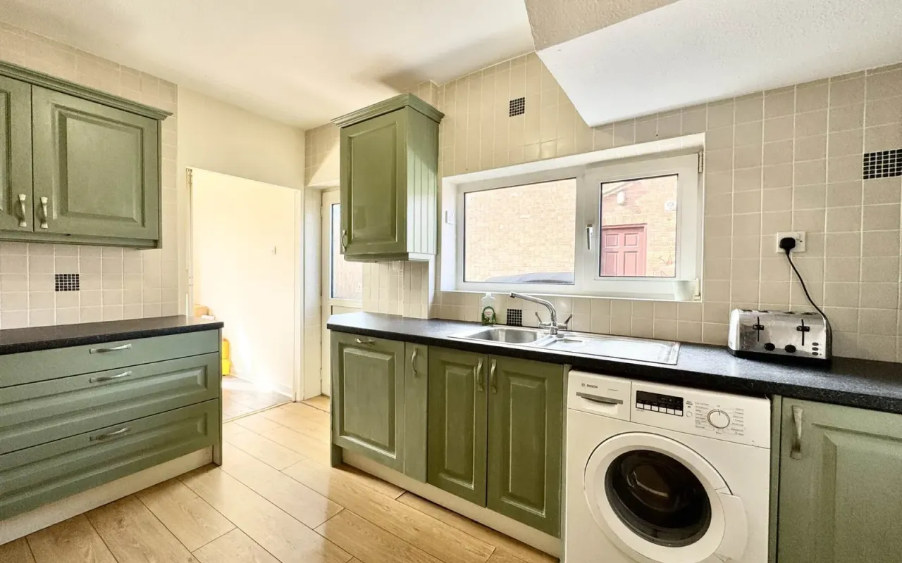 Windlebrook Crescent, St Helens, photo 7
