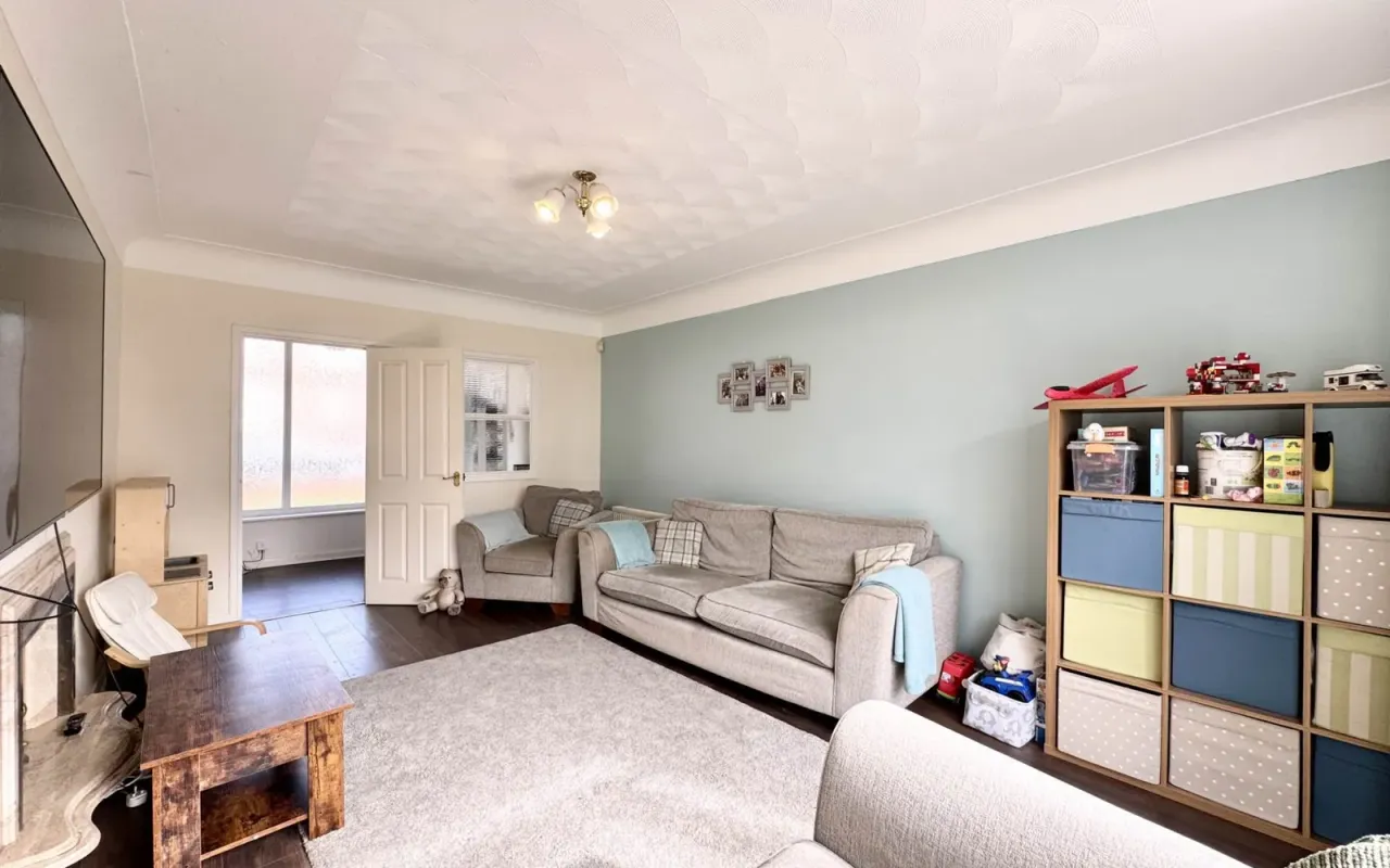 Windlebrook Crescent, St Helens, photo 5