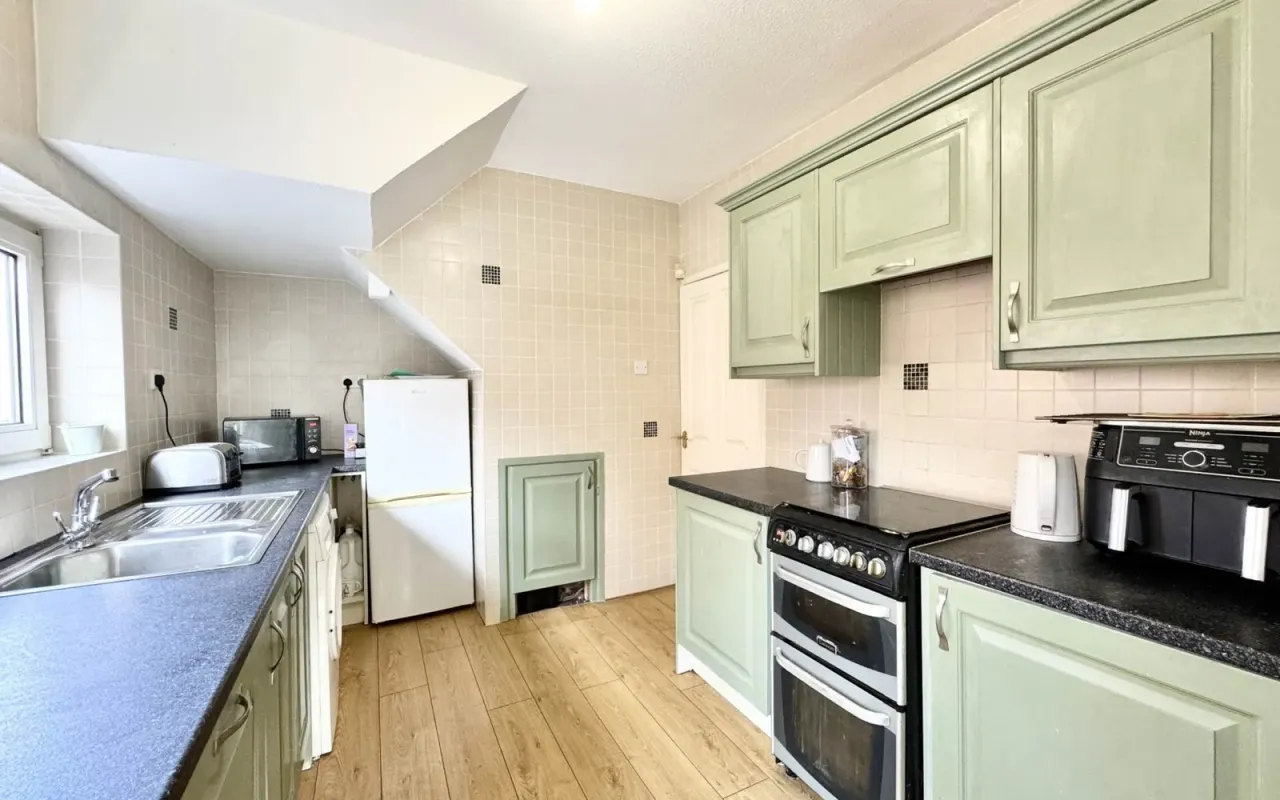 Windlebrook Crescent, St Helens, photo 4