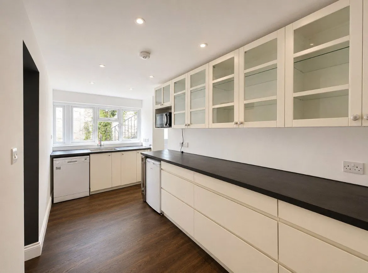 Goedwig Terrace, Goodwick, SA64, photo 5