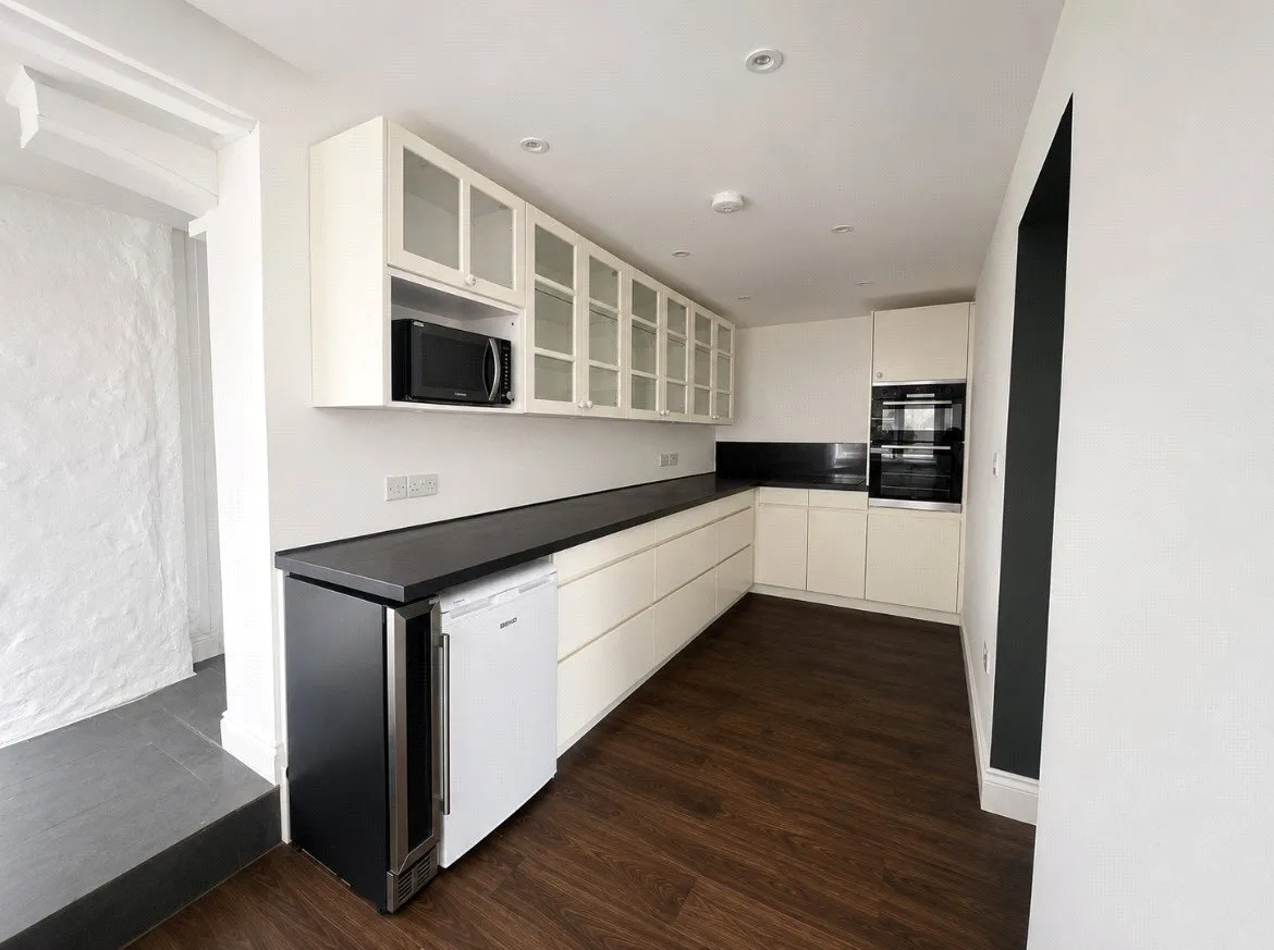 Goedwig Terrace, Goodwick, SA64, photo 4