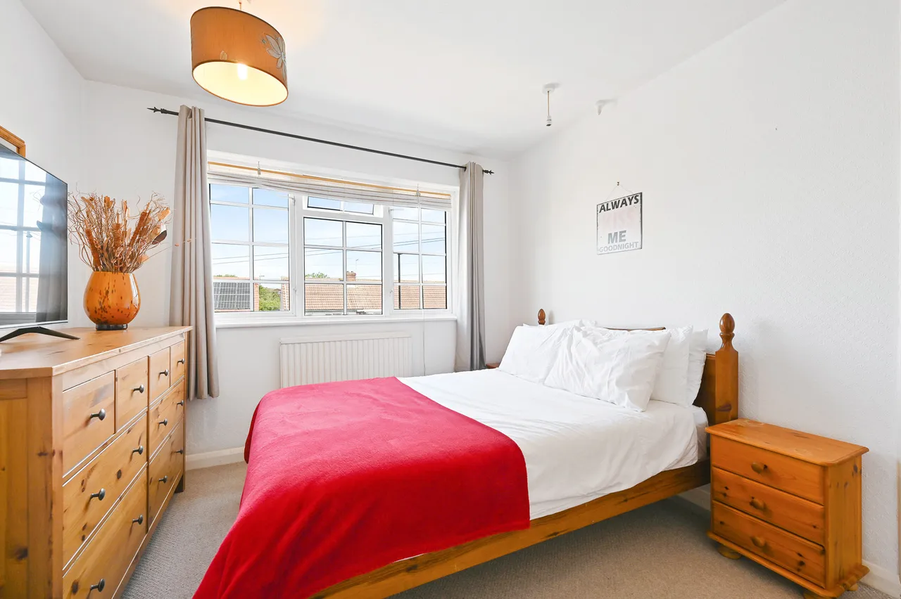 Ferrymead Avenue, Greenford, UB6, photo 4