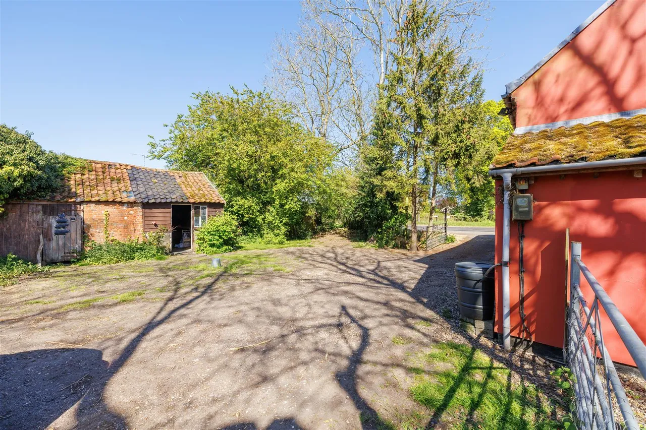 London Road, Shadingfield, NR34, photo 16