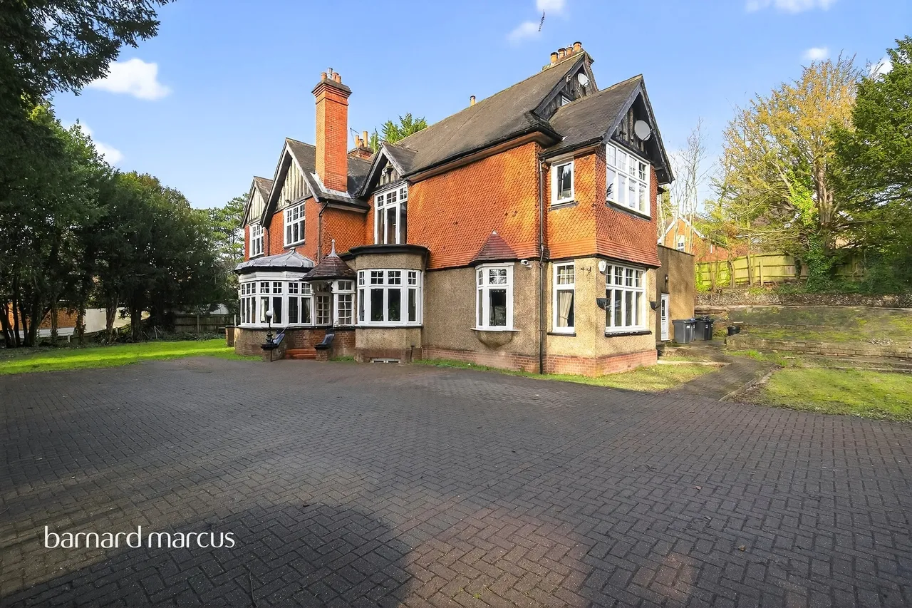 9 bed house for sale, Hurnford Close, South Croydon, CR2