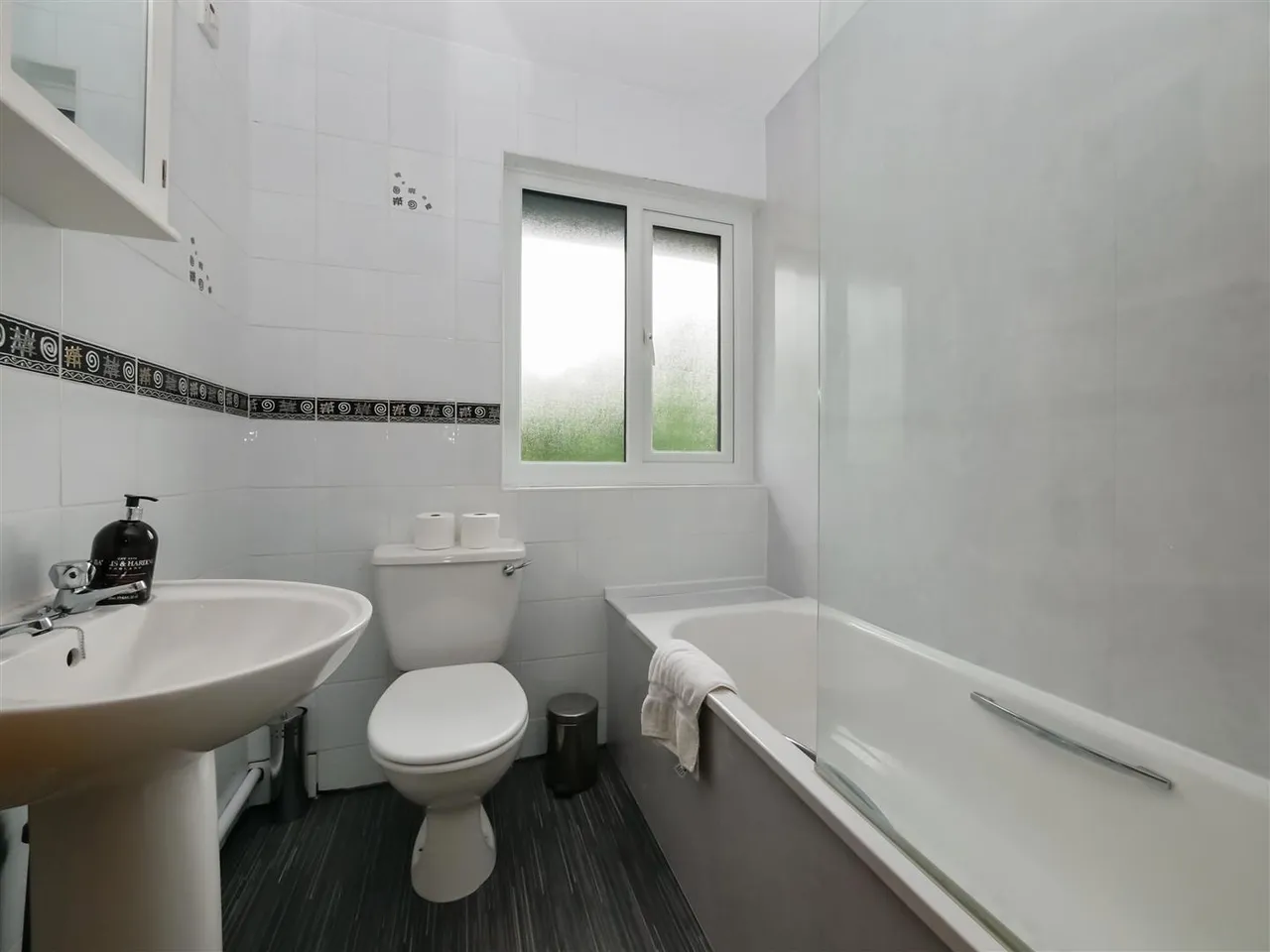 Drumkeen Court, Upper Galwally, BT8, photo 8