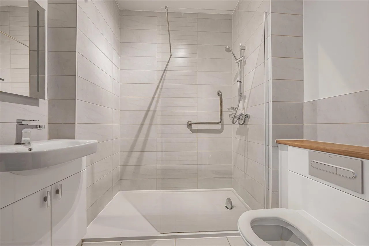 Twickenham Road, Old Isleworth, TW7, photo 4
