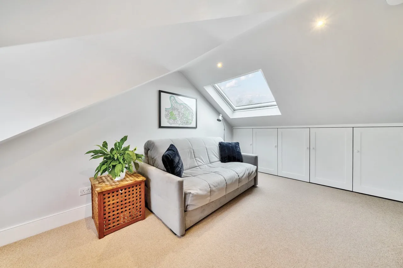 Ruthin Road, SE3, photo 17