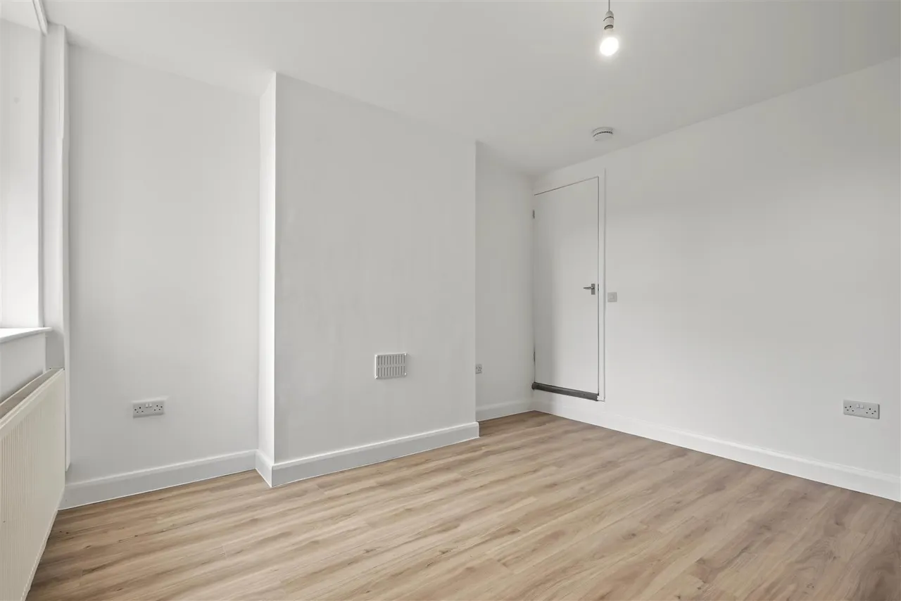 Shaw Street West, Ilkeston, DE7, photo 6