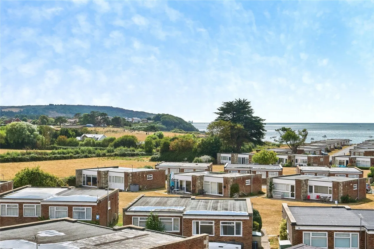 Monks Lane, Freshwater, PO40, photo 9
