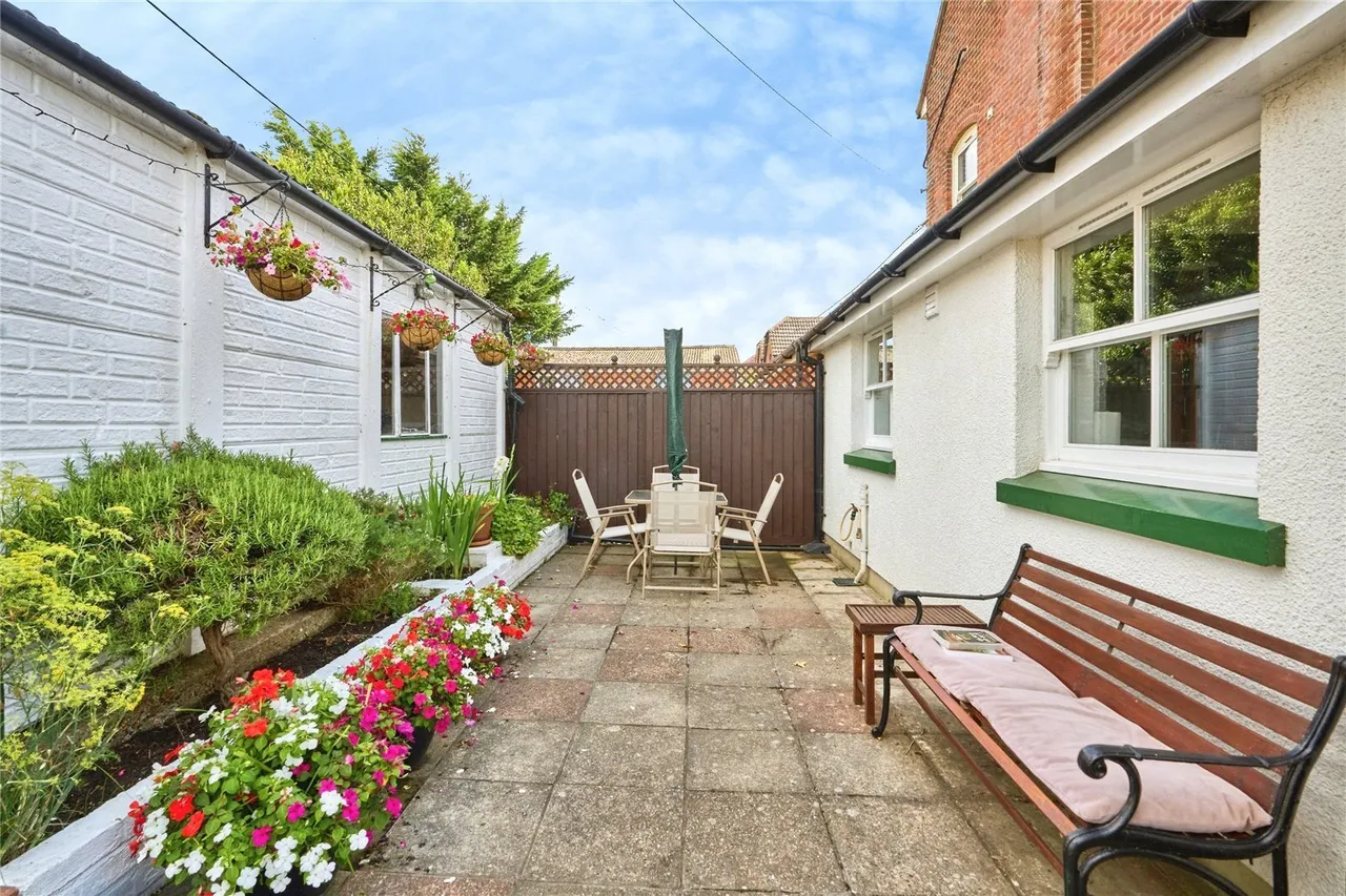 Monks Lane, Freshwater, PO40, photo 12