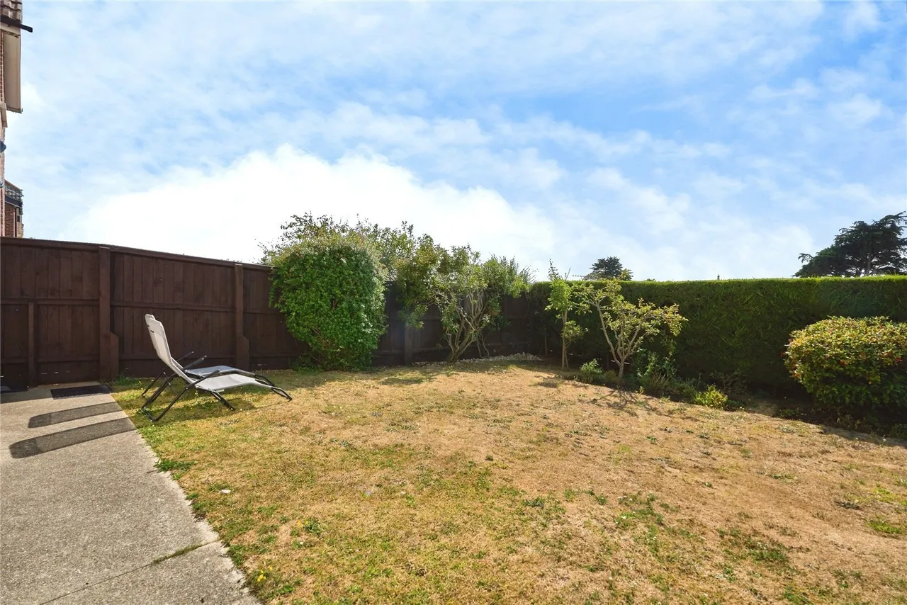 Monks Lane, Freshwater, PO40, photo 14