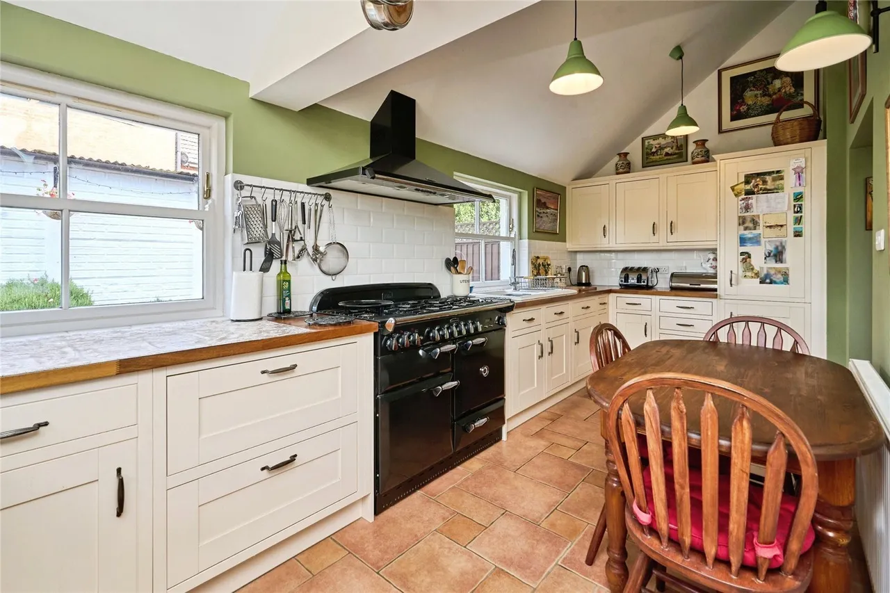 Monks Lane, Freshwater, PO40, photo 7