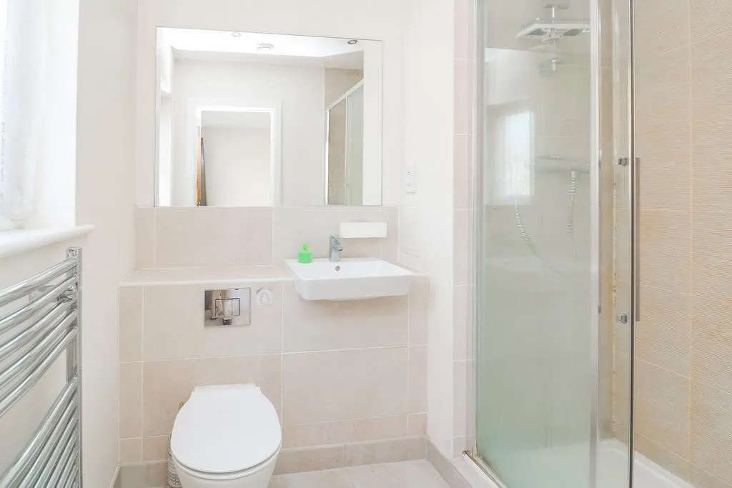 Parchment Close, Mitcham, photo 5